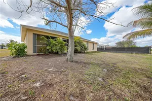 2117 NE 40th St, Cape Coral, FL 33909 - Photo 29