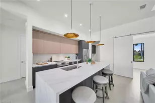 332 SW 26th Ave, Cape Coral, FL 33991 - Photo 7