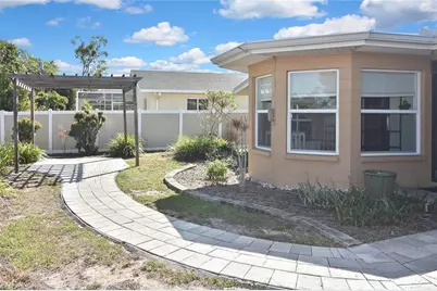 2237 Flora Ave, Fort Myers, FL 33907 - Photo 23