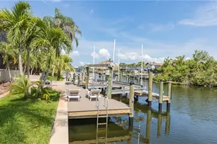 2317 SW 43rd Ln, Cape Coral, FL 33914 - Photo 25