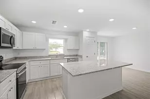 731 Anaconda Ave S, Lehigh Acres, FL 33974 - Photo 13