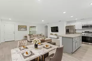 726 Camilla St E, Lehigh Acres, FL 33974 - Photo 5