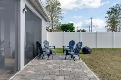 11200 Lakeland Cir, Fort Myers, FL 33913 - Photo 23