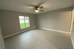 23 NE 16th Pl, Cape Coral, FL 33909 - Photo 5