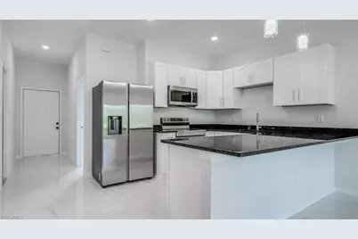 4864 Golfview Blvd, Lehigh Acres, FL 33973 - Photo 5