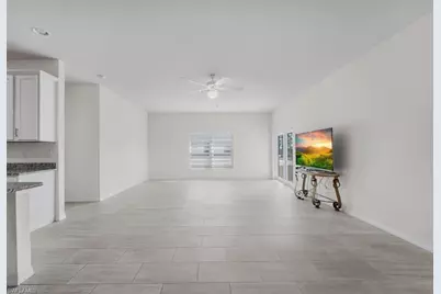 6040 Kumquat Cir, Labelle, FL 33935 - Photo 13