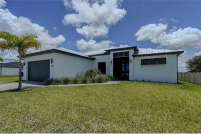 1227 NW 40th Pl, Cape Coral, FL 33993 - Photo 5