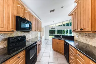 9841 Las Casas Dr, Fort Myers, FL 33919 - Photo 13