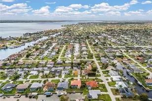 2027 SE 25th Terrace, Cape Coral, FL 33904 - Photo 37