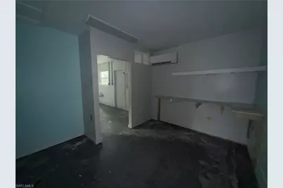 9112 Pineapple Rd, Fort Myers, FL 33967 - Photo 17