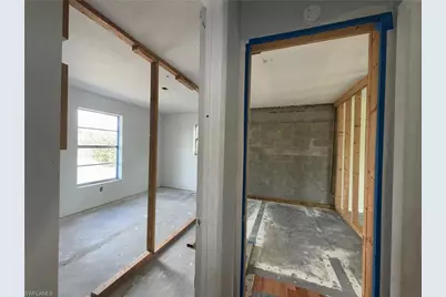 9112 Pineapple Rd, Fort Myers, FL 33967 - Photo 9