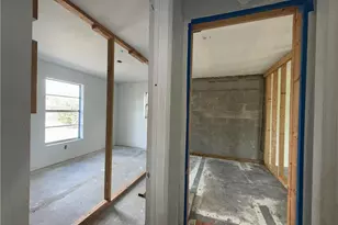 9112 Pineapple Rd, Fort Myers, FL 33967 - Photo 9