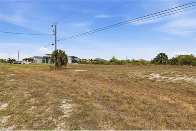 1621 NW 36th Pl, Cape Coral, FL 33993 - Photo 9