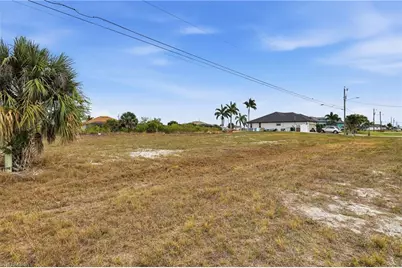 1621 NW 36th Pl, Cape Coral, FL 33993 - Photo 11