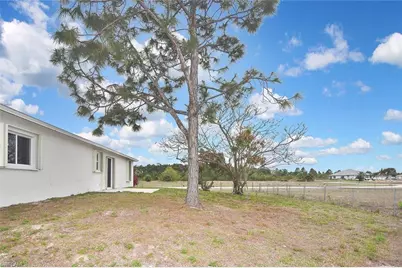 530 Peerless Cir, Lehigh Acres, FL 33974 - Photo 35