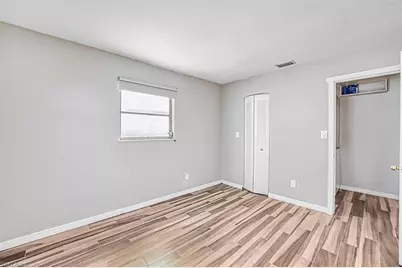 42 Temple Ct, Lehigh Acres, FL 33936 - Photo 13