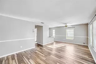 42 Temple Ct, Lehigh Acres, FL 33936 - Photo 5