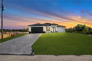 697 Whitmore Loop, Lehigh Acres, FL 33972 - Photo 5