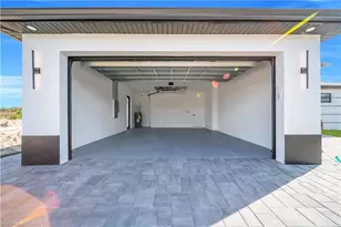 697 Whitmore Loop, Lehigh Acres, FL 33972 - Photo 9