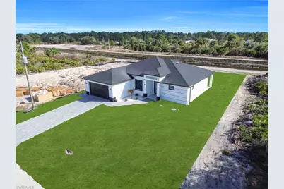 697 Whitmore Loop, Lehigh Acres, FL 33972 - Photo 37