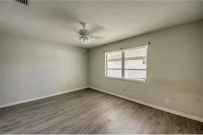 703 SE 33rd St, Cape Coral, FL 33904 - Photo 23
