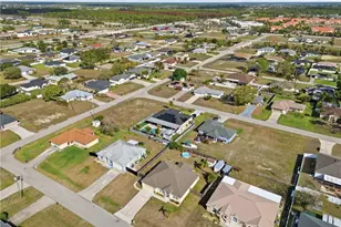 1725 NE 21st St, Cape Coral, FL 33909 - Photo 27