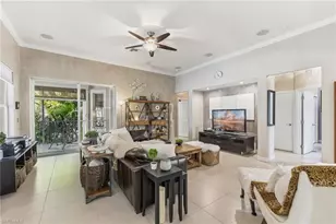 12815 Carrington Cir, Naples, FL 34105 - Photo 7