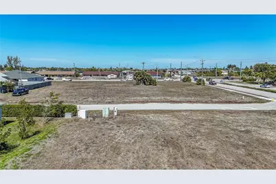 804 Gleason Pkwy, Cape Coral, FL 33914 - Photo 13