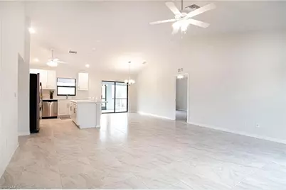3594 NE 9th Pl, Cape Coral, FL 33909 - Photo 5