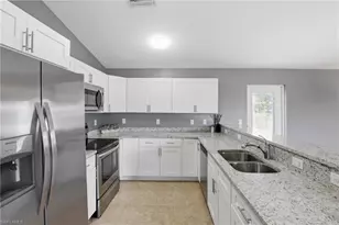 3017 NE 2nd Ave, Cape Coral, FL 33909 - Photo 7