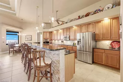 1028 Dolphin Dr, Cape Coral, FL 33904 - Photo 9