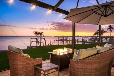 1028 Dolphin Dr, Cape Coral, FL 33904 - Photo 31