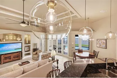 1028 Dolphin Dr, Cape Coral, FL 33904 - Photo 11