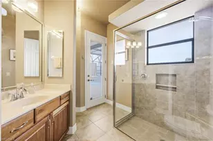 1028 Dolphin Dr, Cape Coral, FL 33904 - Photo 21