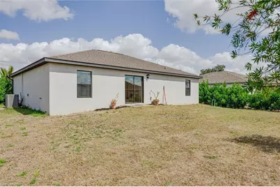 336 NE 30th Ter, Cape Coral, FL 33909 - Photo 15