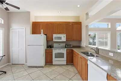 12793 Devonshire Lakes Cir, Fort Myers, FL 33913 - Photo 5