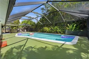 8948 Crest Ln, Fort Myers, FL 33907 - Photo 33