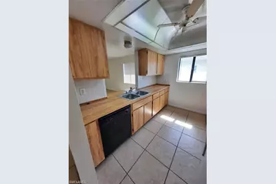 937 SE 24th Ave #A, Cape Coral, FL 33990 - Photo 5