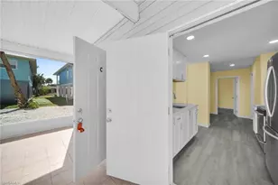 128 Eucalyptus Ct, Fort Myers Beach, FL 33931 - Photo 17