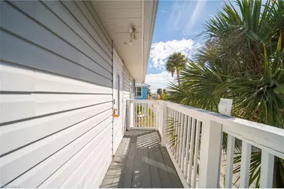128 Eucalyptus Ct, Fort Myers Beach, FL 33931 - Photo 23