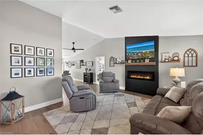 3405 SE 10th Pl, Cape Coral, FL 33904 - Photo 7