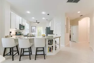 10610 Camarelle Cir, Fort Myers, FL 33913 - Photo 5