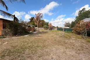 8086 Marx Dr, North Fort Myers, FL 33917 - Photo 15