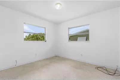 213 SE 47th St, Cape Coral, FL 33904 - Photo 13