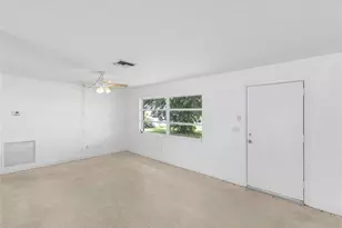 213 SE 47th St, Cape Coral, FL 33904 - Photo 9