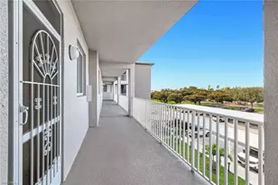 16575 Lake Cir Dr, Fort Myers, FL 33908 - Photo 25