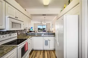 16575 Lake Cir Dr, Fort Myers, FL 33908 - Photo 11