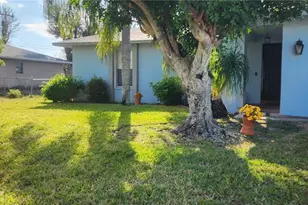 4618 SW 7th Ave, Cape Coral, FL 33914 - Photo 3