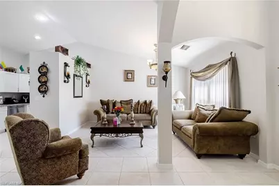 4245 34th Ave SE, Naples, FL 34117 - Photo 5