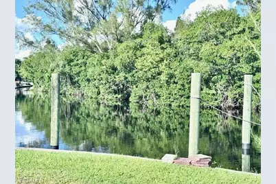 5529 Sir Walter Way, North Fort Myers, FL 33917 - Photo 1